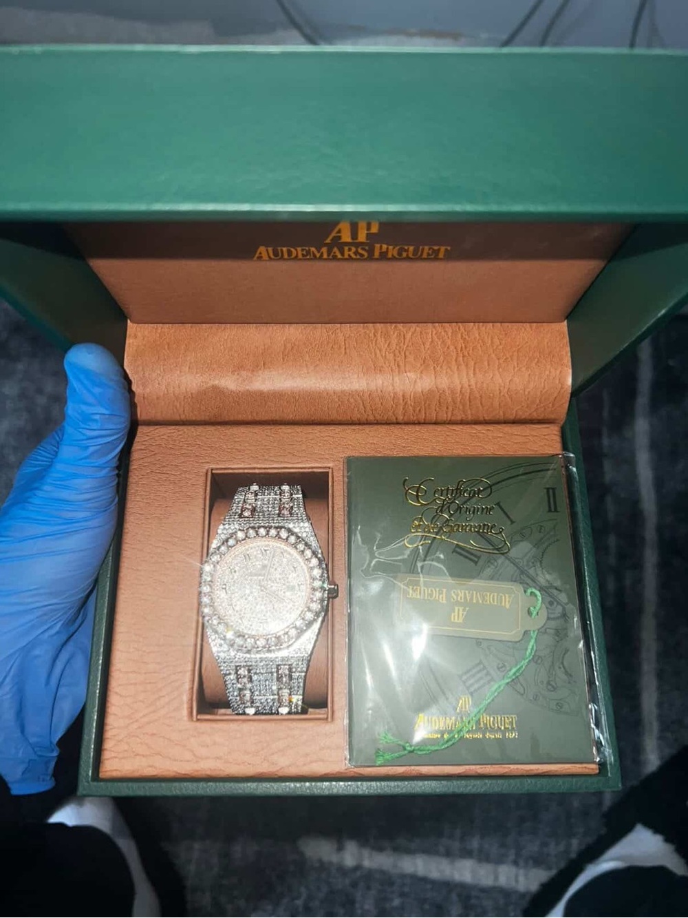 Audemars Piguet Silver Diamond-Set Men’s Bracelet Watch